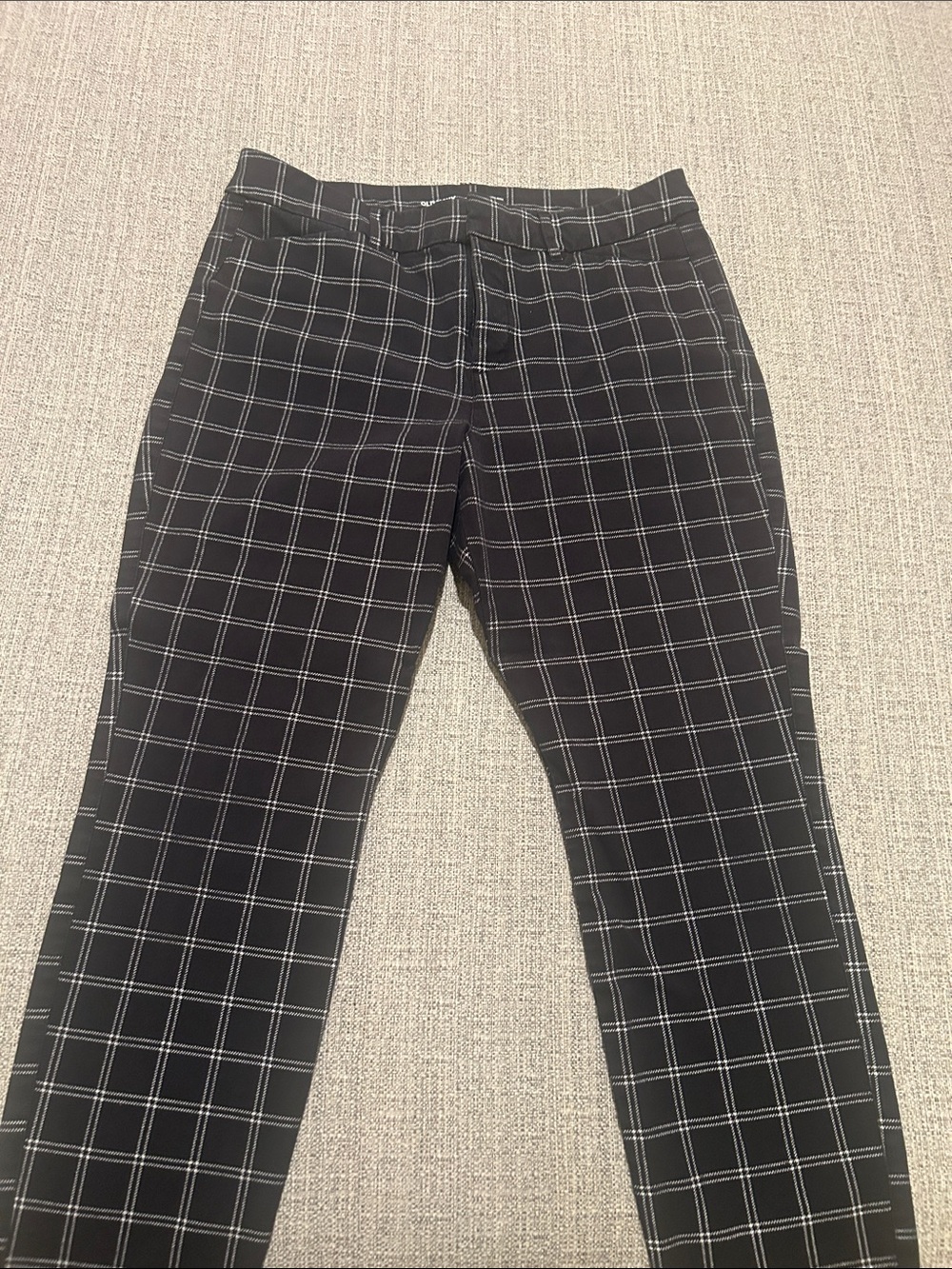 Old Navy Black with White Windowpane Plaid Men's Chinos